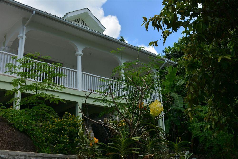 Petit Baie Chalet Pointe La Rue Exteriér fotografie